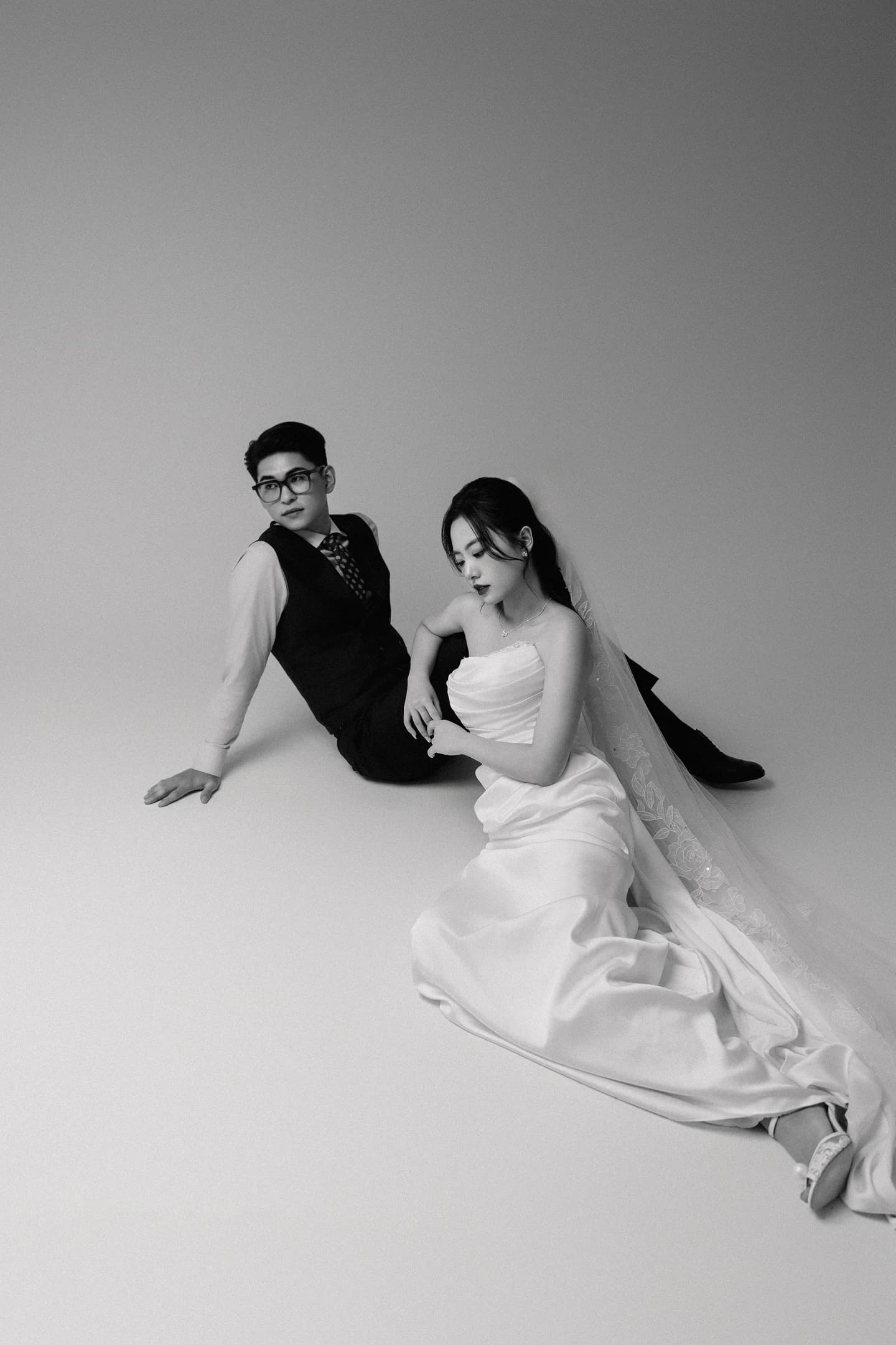 Nhâm & Chi 1